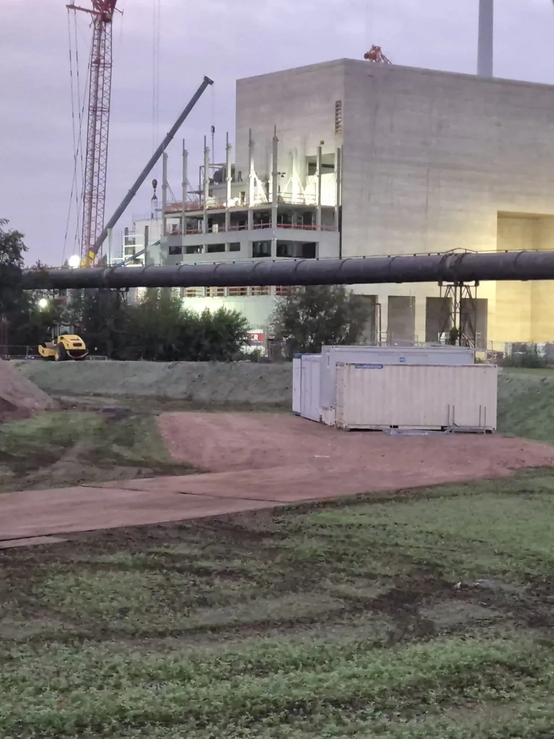 bouw stoomturbine site Gent