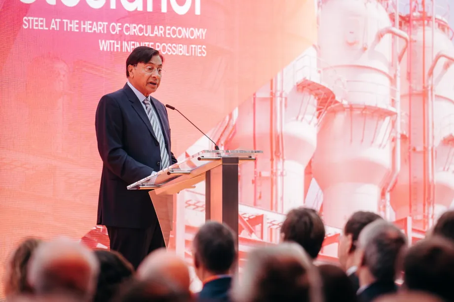 Mittal inhuldiging Steelanol